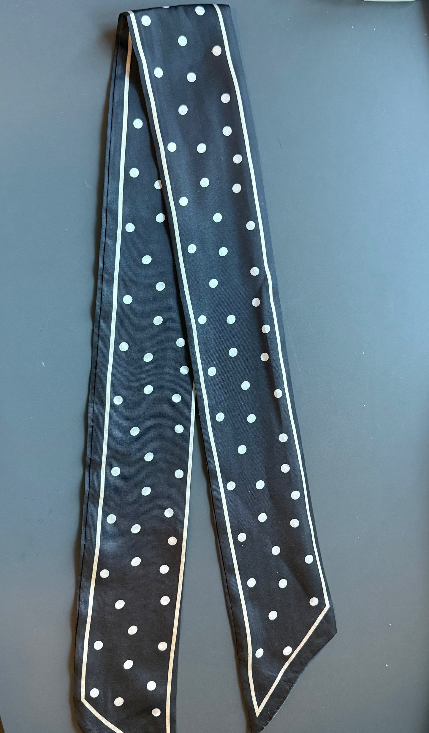 Twilly Scarfs