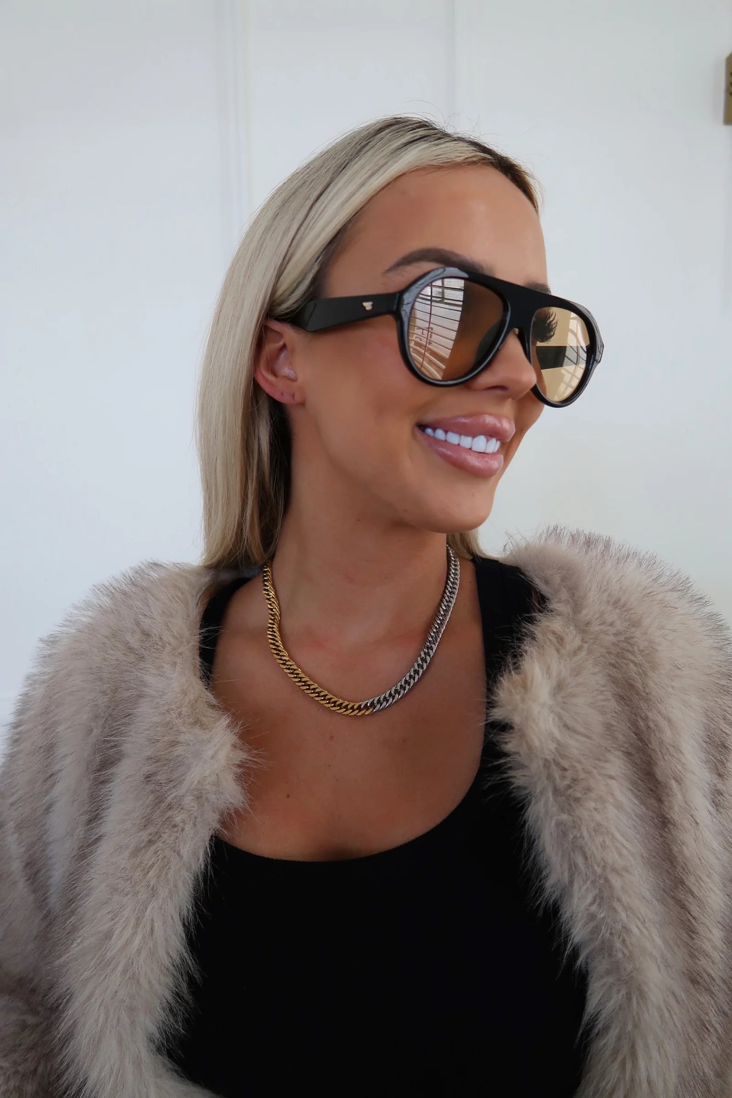 CP TWO TONED CHAIN NECKLACE