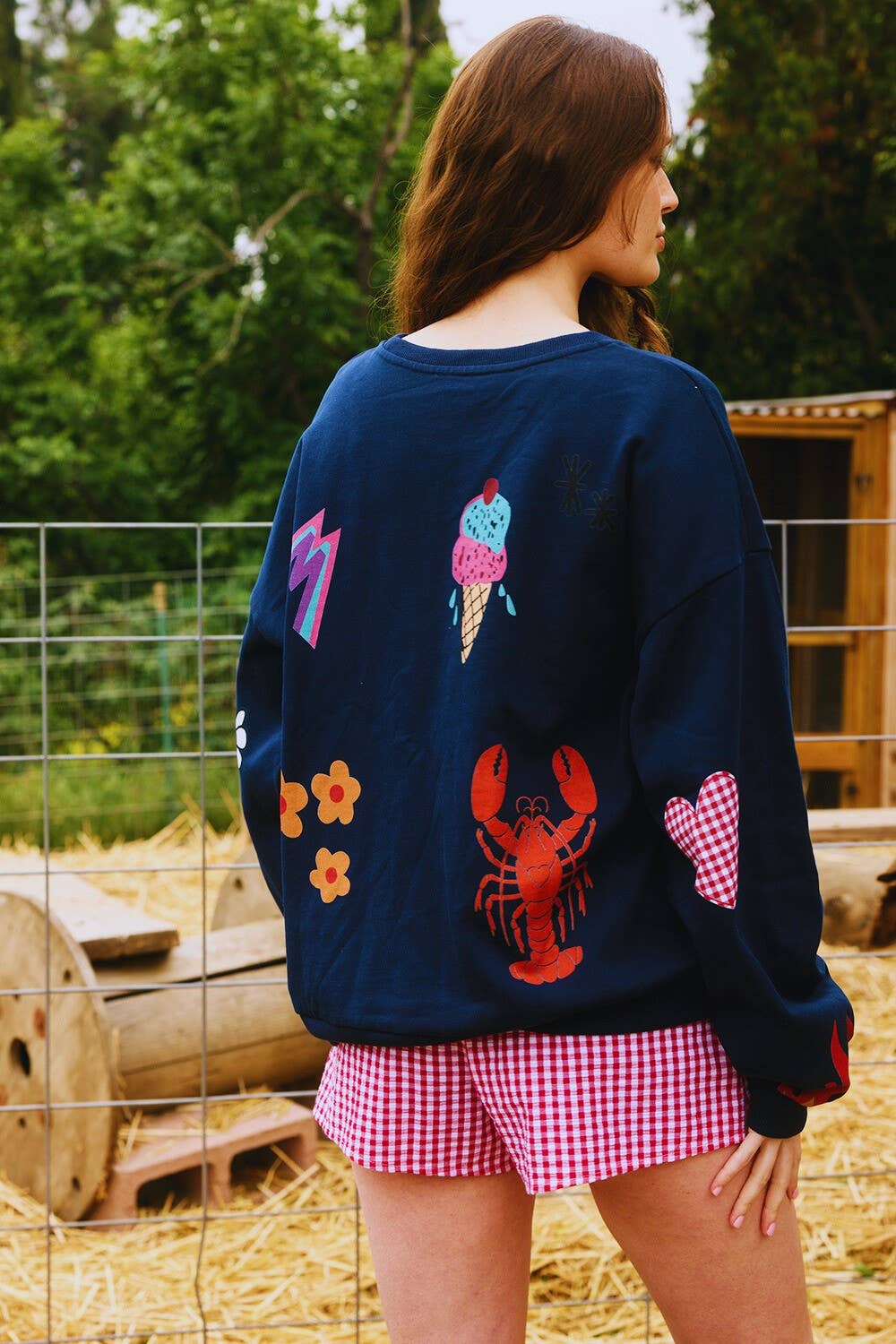 'Somebody Loves You' Graphic Sweatshirts