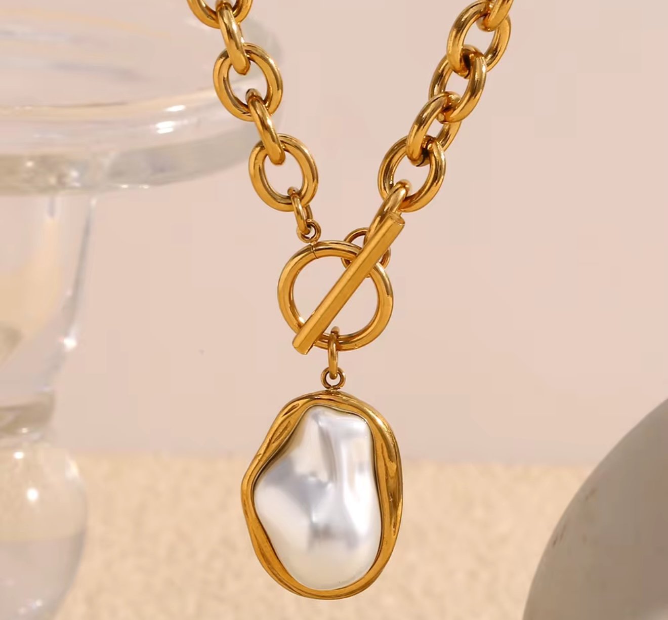 PEARL DROP NECKLACE