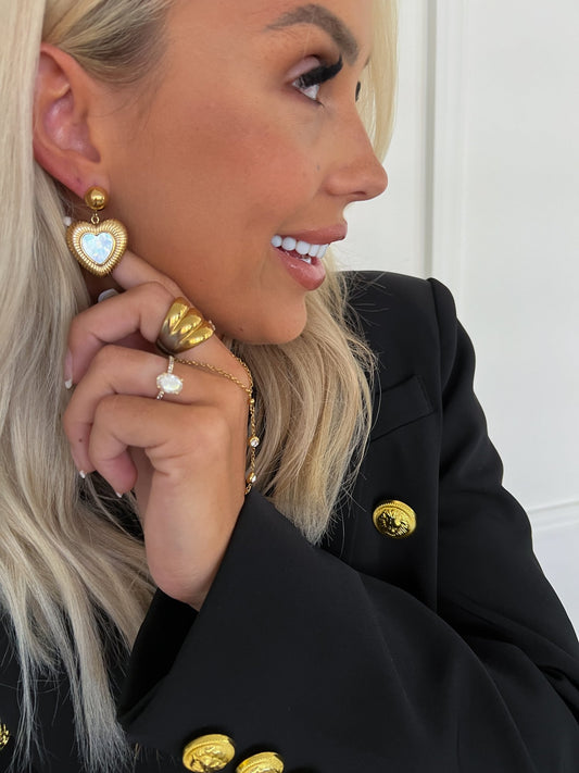 ChanSutt Pearl ELLIE EARRINGS