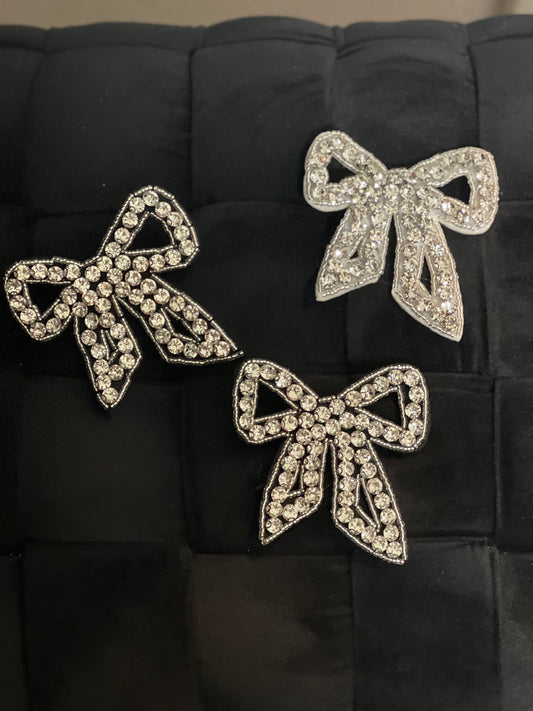 Bow Rhinestone Pin